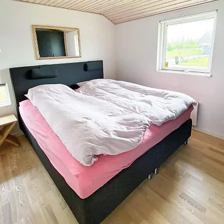 7 Person In R Dby By Traum * Rødby